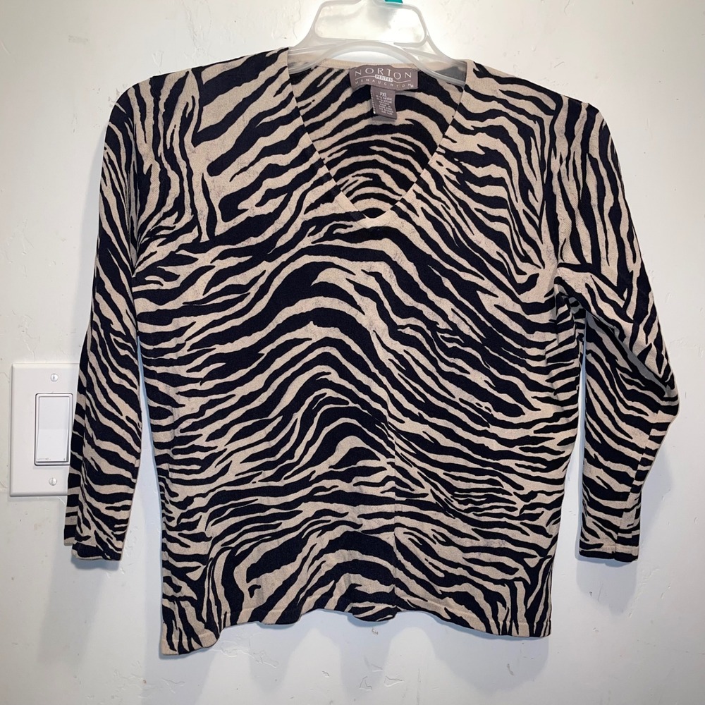 Norton McNaughton Petites Zebra Print V-Neck Sweater Black Cream PXL 3/4 Sleeve